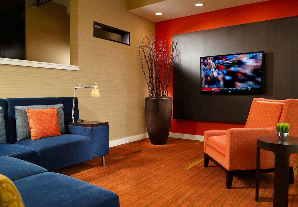 Courtyard By Marriott Atlanta Airport South/Sullivan Road Eksteriør bilde