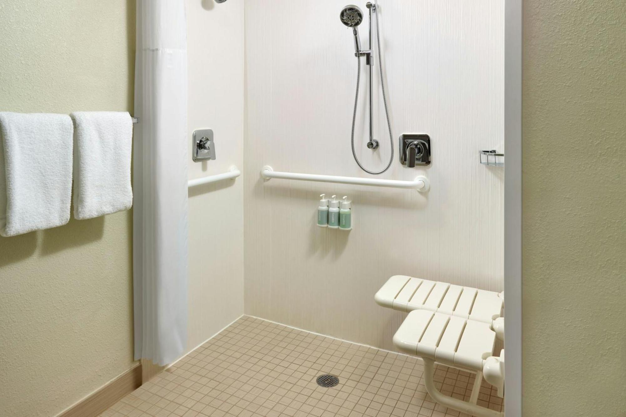 Courtyard By Marriott Atlanta Airport South/Sullivan Road Eksteriør bilde