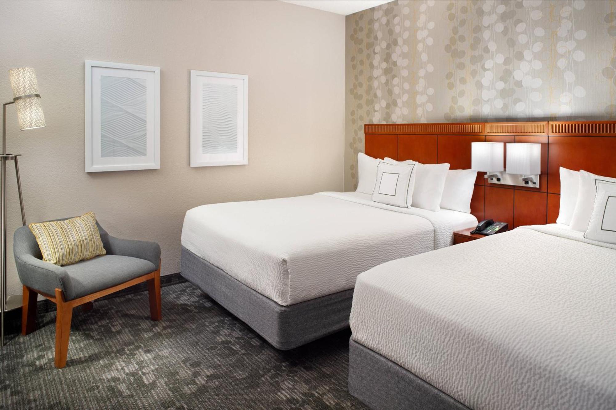 Courtyard By Marriott Atlanta Airport South/Sullivan Road Eksteriør bilde