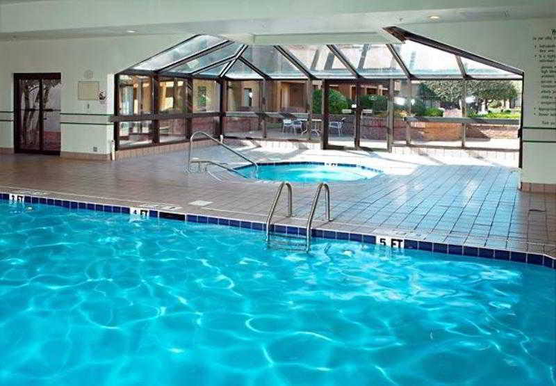 Courtyard By Marriott Atlanta Airport South/Sullivan Road Eksteriør bilde