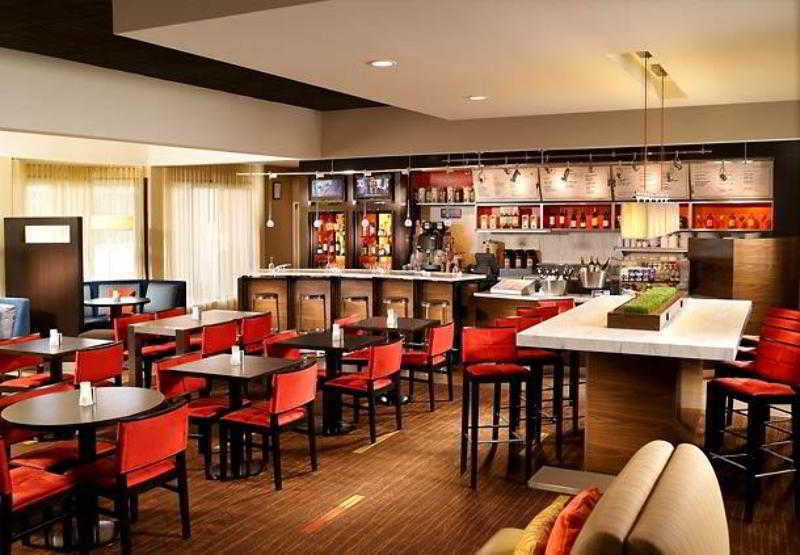 Courtyard By Marriott Atlanta Airport South/Sullivan Road Eksteriør bilde
