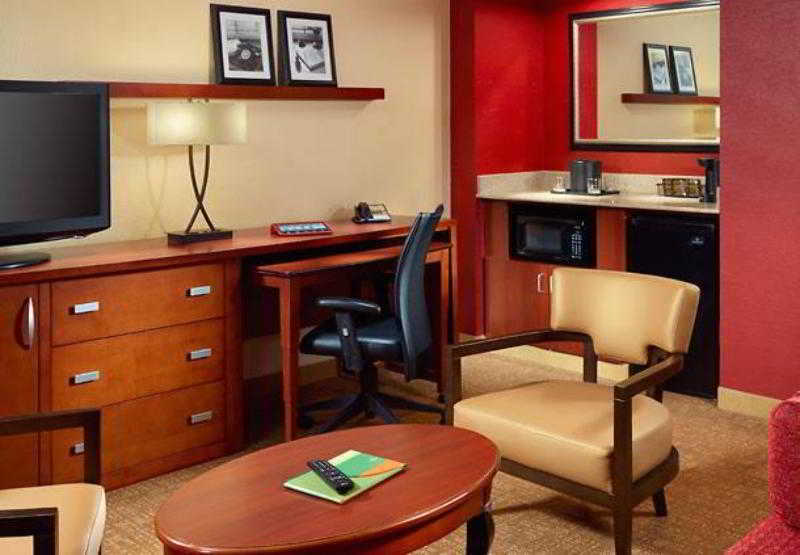 Courtyard By Marriott Atlanta Airport South/Sullivan Road Eksteriør bilde